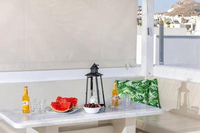 5 Star Residence 3Bdr, 2Bth, Roofdeck, Naxos Town