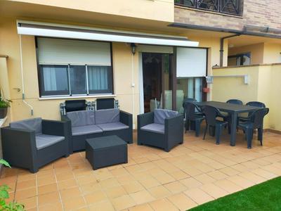 La Tilar, apartamento con gran terraza a 3 km de la playa VUT-2574-AS