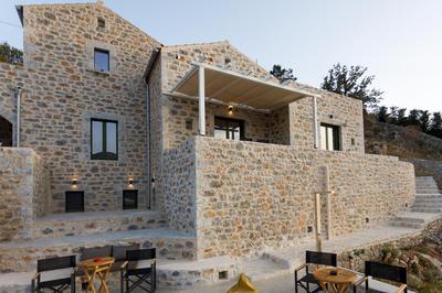 ARIS-APEA Villas