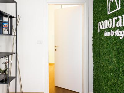 Panorama Love to Stay