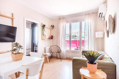 Penthouse Apartment with Terrace in Barcelona City Center