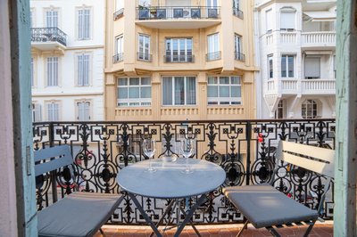 Diamond Apartment