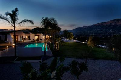 Villa Orlando by Aguilarent