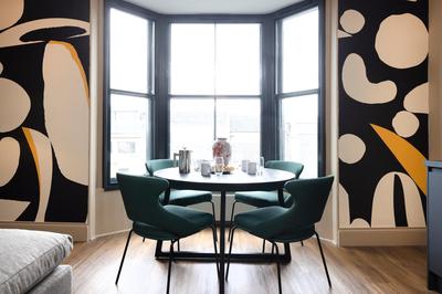 30 Castle Street Aparthotel