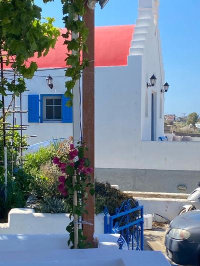 Λωνη