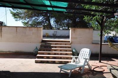 A 6 km da Porto Cesareo, la casa del carrubo