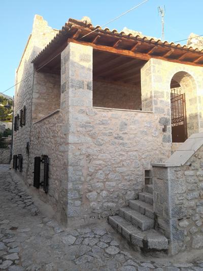 Stonehouse in Mani Penisula