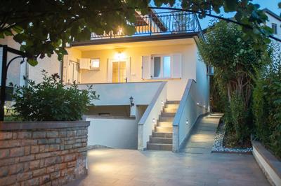Wellness Studio D'Or - Exclusive NEW apartment With whirlpool, sauna, sunny terrace, private parking