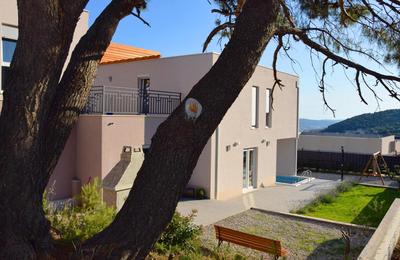 Villa Dorso with heated pool