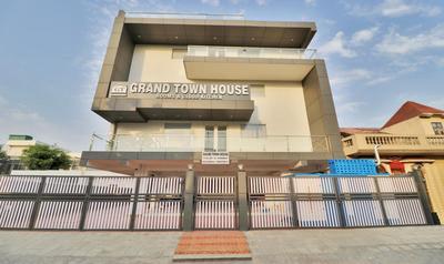 Treebo Grand Town House