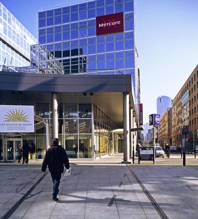 Mercure Paris la Défense Grande Arche