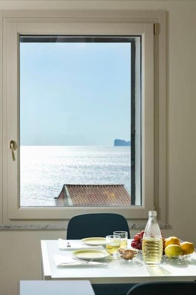 Centro Storico, esclusivo, 4' piano senza ascensore, auto e posto auto possibile per soggiorni min 15 giorni