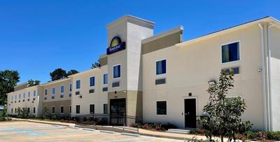Days Inn by Wyndham Zachary LA