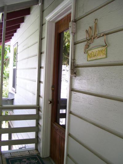 The Treehouse-Short Term available message Jo-An