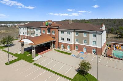Holiday Inn Express & Suites Graham by IHG