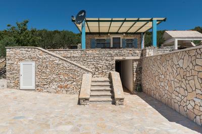 House with a swimming pool - Olive Grove Sumartin