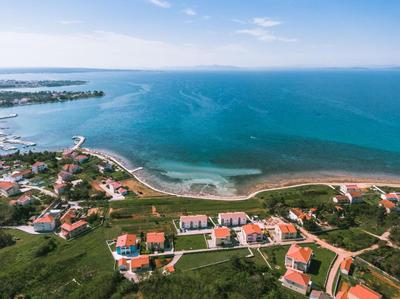 Beachfront Reiterer Villa V3 with Jacuzzi 30 meters from the Beach - CROWONDER LUXURY RENT