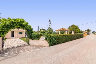 Villa Almyros by Villa Plus