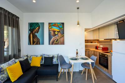 Mini Maisonette