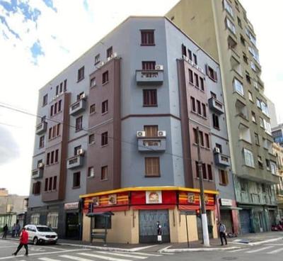 Hotel Tropicália próximo a 25 de março , Brás e Bom Retiro "Com estacionamento conveniado ao lado do hotel"