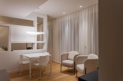 Sant'Ambrogio Apartments, Reception h24