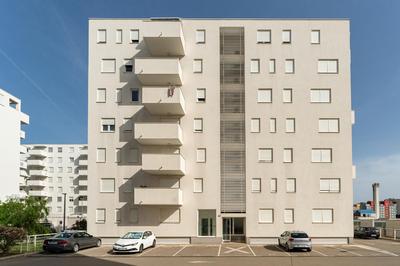 City Lux Apartment 1- with garage and balcony