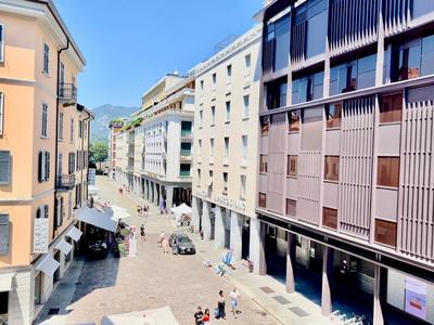 Divina Luxury Apartment in the Center of Como, Near Lake Como