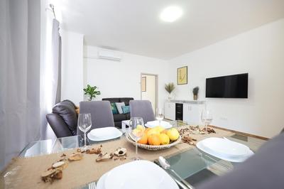 Mathilda's apartment