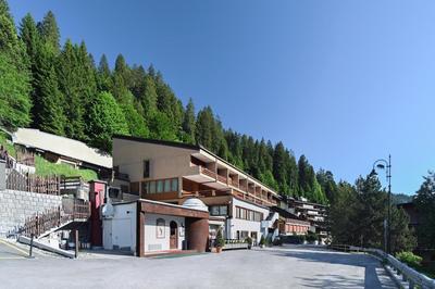 Chalet 5 Laghi / LuxApt / Town Centre