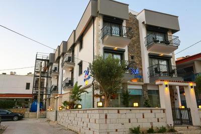Dali Boutique Hotel