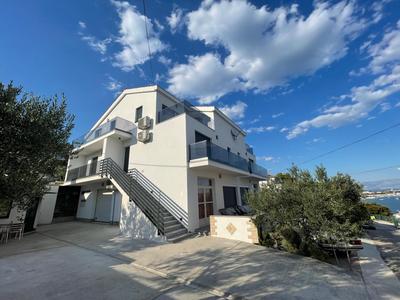 Eva Apartment 2