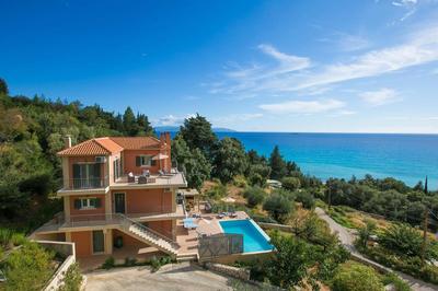 Villa Chrissos by Villa Plus