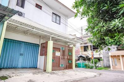 KoolKost Syariah @ Dukuh Kupang (Minimum Stay 30 Nights)