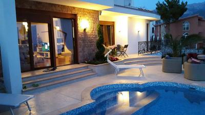 Villa Perla with Sea View