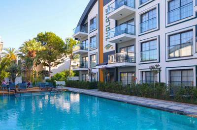 Juglans Suites - Image 60