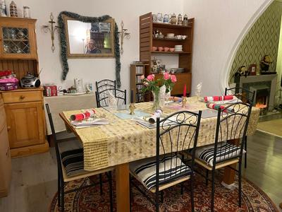 Renovated 4-Bed Home Sleeps 9 with Parking & Spa