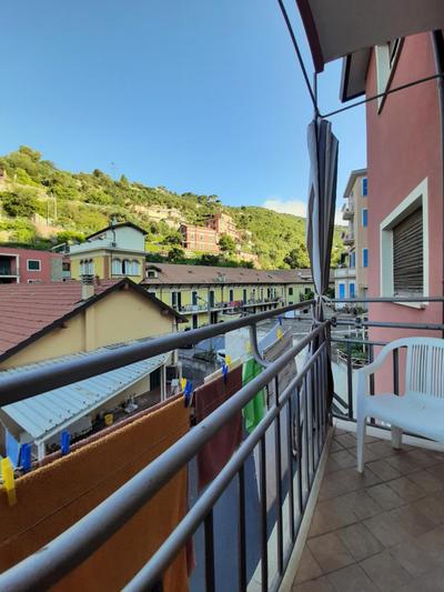 Alassio Family Apartment - Balcone, Cucina, WiFi e Garage