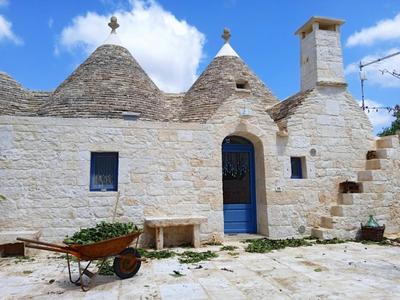 Trullo Il cantagallo