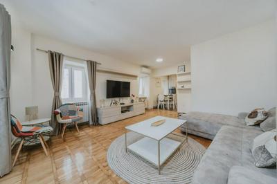 Regina apartments