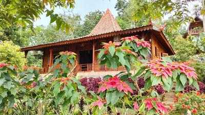 MUNDUK RETREAT - Pondok Pekak Lelut