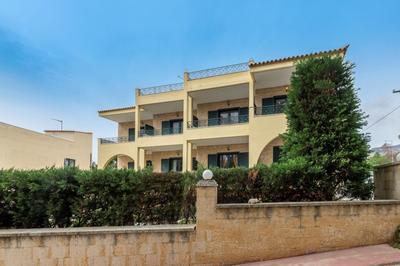 J Studios - Kineta Seaside Retreats