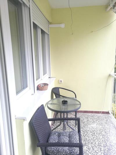 Pretty big double bed room with balcony