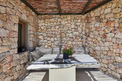 Santorini Sky, The Retreat