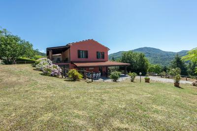 Villa Popiglio by Mmega