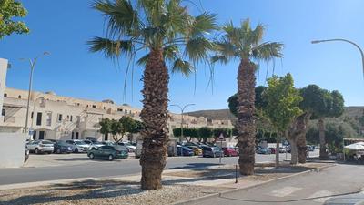 CASA DEL PEZ Vivienda a pie de calle en Agua Amarga a 250 metros de la playa