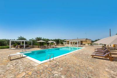 Villa Artesole by BarbarHouse