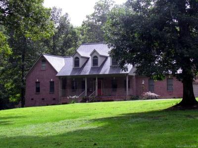 Quiet property on 3 acres yet close to city life
