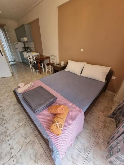 Studio on Kalamata Beach