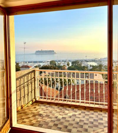 Bilocale VISTA MARE e Parcheggio privato