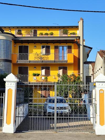 Lovely Casa Paola Villlafranca centro Zimmer Rooms